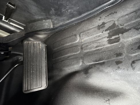 Used 2024 Chevrolet Express 2500 w/ Driver Convenience Package image 17