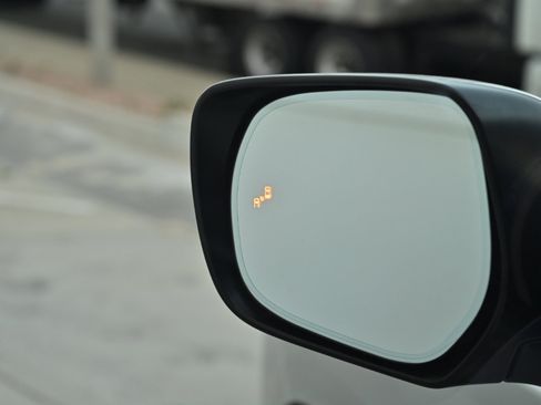 Used 2018 Lexus GX 460 Luxury w/ Preferred Accessory Package image 23