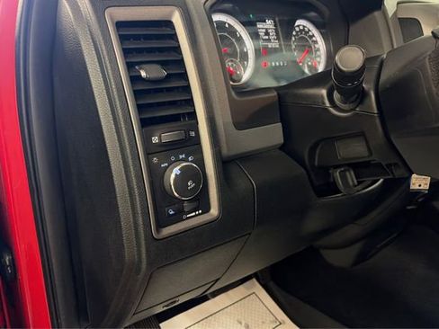 Used 2016 RAM 1500 Express w/ Popular Equipment Group image 17
