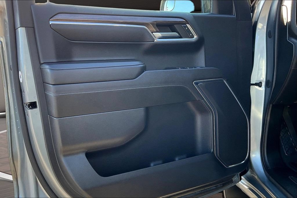 Used 2023 Chevrolet Silverado 1500 RST RWD image 24