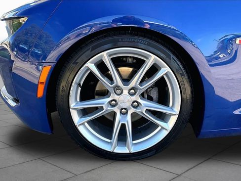 Used 2019 Chevrolet Camaro LT w/ RS Package RWD image 11