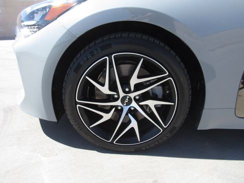 Used 2022 Kia Stinger GT-Line w/ Sun & Sound Package RWD image 4