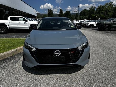 New 2025 Nissan Sentra SR w/ Midnight Edition image 2