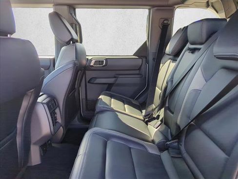 New 2025 Ford Bronco Outer Banks image 16