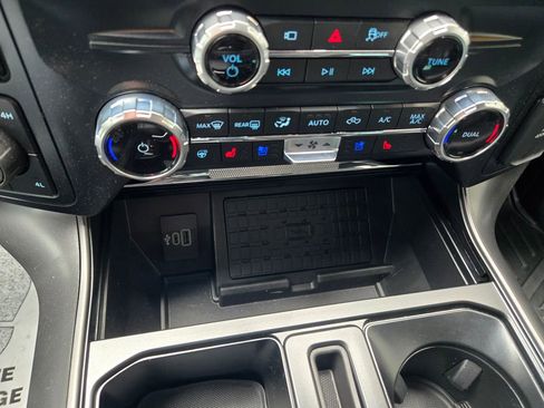 Used 2025 Ford F150 Lariat w/ Equipment Group 502A High AWD/4WD image 36