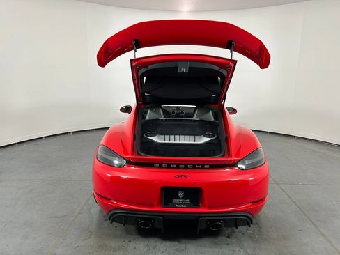 Certified 2020 Porsche 718 Cayman GT4 RWD image 29