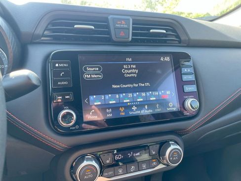 New 2025 Nissan Versa SR w/ Trunk Package image 25