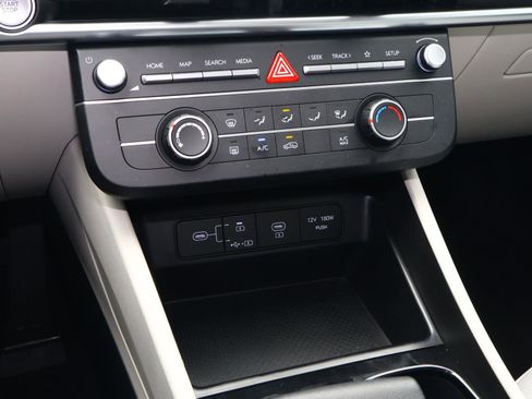 Used 2026 Hyundai Tucson SE FWD image 23