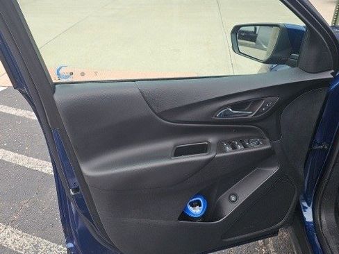 Used 2022 Chevrolet Equinox LT image 8