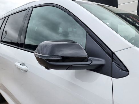 New 2026 GMC Acadia AT4 image 11