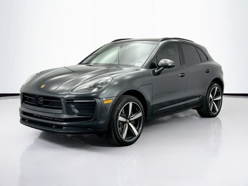 Used 2026 Porsche Macan AWD/4WD image 1