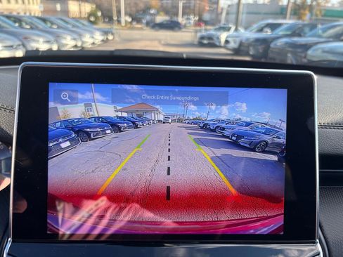 Used 2025 Jeep Compass Trailhawk image 17