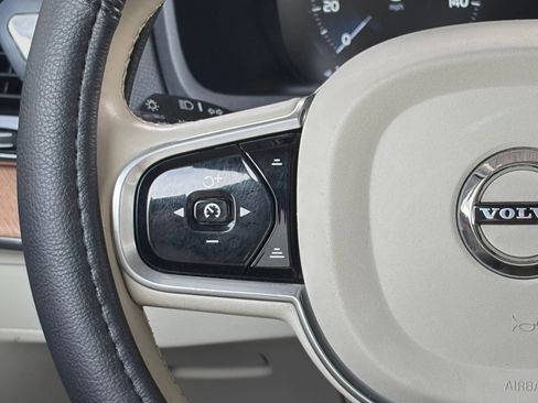 Used 2017 Volvo XC90 T6 Inscription w/ Vision Package image 22