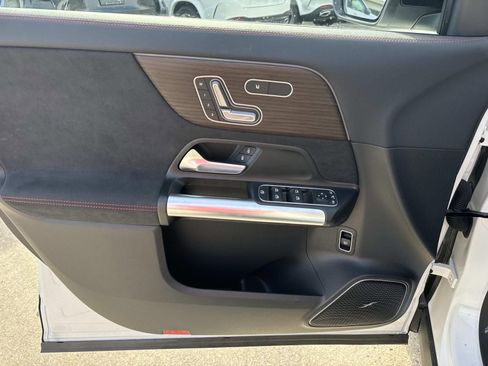 Used 2025 Mercedes-Benz GLA 250 image 19