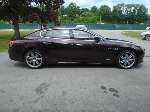 Used 2017 Maserati Quattroporte S GranLusso Q4 AWD/4WD image 9