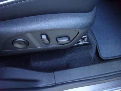 Certified 2025 Buick Enclave Sport Touring image 35