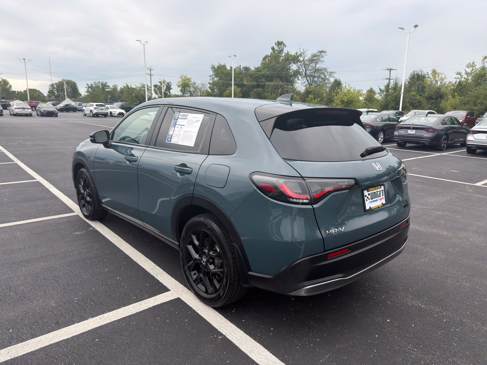 Used 2024 Honda HR-V Sport image 4