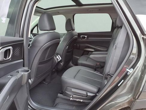 New 2025 Kia Sorento EX w/ EX Panoramic Sunroof Package AWD/4WD image 21
