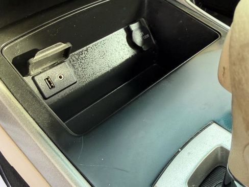 Used 2015 Nissan Altima 2.5 SV w/ Convenience Package image 10