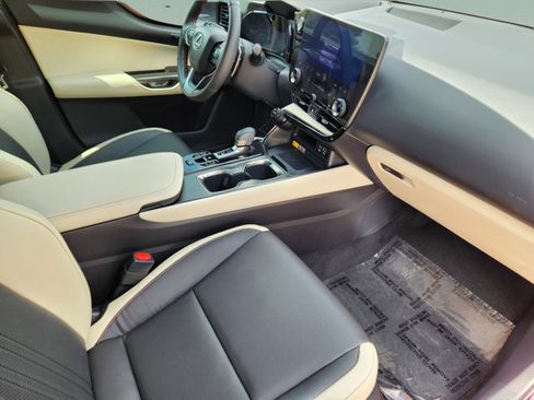 Certified 2024 Lexus NX 350 AWD w/ Vision Package image 7