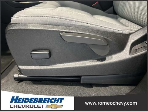 Used 2022 Chevrolet Colorado W/T w/ WT Convenience Package image 17