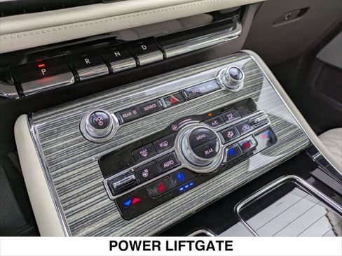 Used 2023 Lincoln Aviator Black Label w/ Dynamic Handling Package image 19