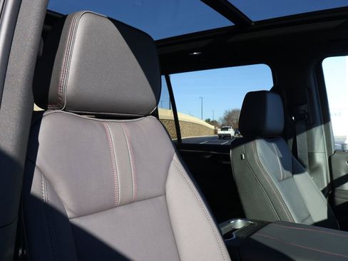 New 2026 Chevrolet Suburban RST image 45