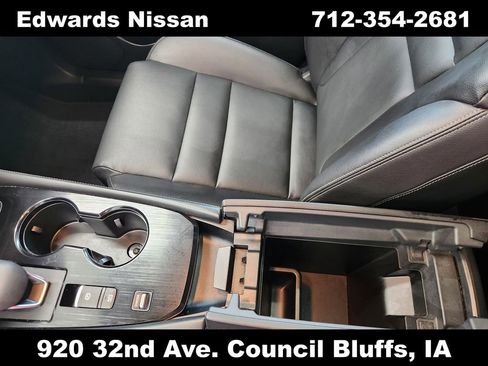 Used 2021 Nissan Rogue SL image 36