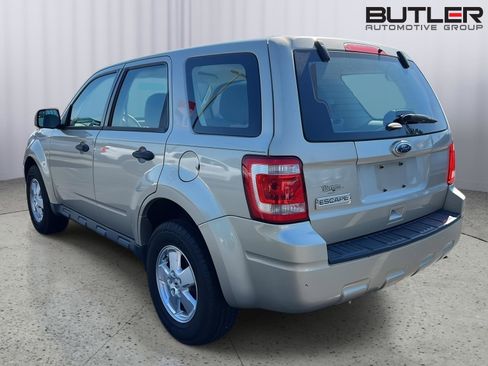 Used 2012 Ford Escape XLS FWD image 3