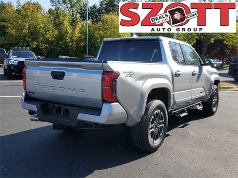 New 2025 Toyota Tacoma TRD Sport image 4