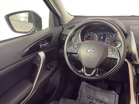 Used 2025 Mitsubishi Eclipse Cross SE image 15