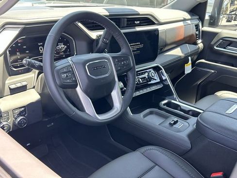 New 2025 GMC Sierra 2500 Denali w/ Technology Package image 10