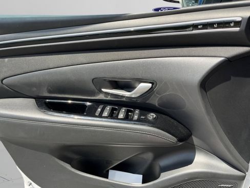 Used 2023 Hyundai Tucson Limited AWD/4WD image 25