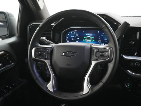 Used 2024 Chevrolet Silverado 1500 RST w/ Z71 Off-Road Package AWD/4WD image 17