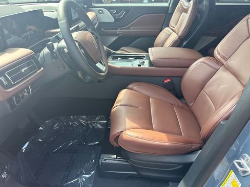 New 2026 Lincoln Aviator Reserve AWD/4WD image 10