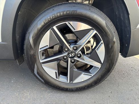 Used 2025 Hyundai Tucson SEL AWD/4WD image 32