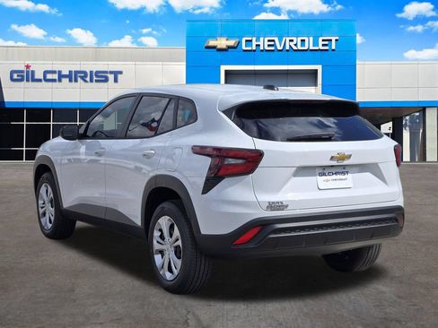 New 2026 Chevrolet Trax LS FWD image 6