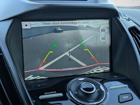 Used 2017 Ford Escape Titanium FWD image 14