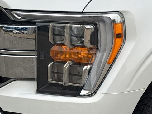 Used 2021 Ford F150 Lariat AWD/4WD image 4