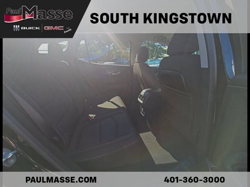 Used 2023 GMC Terrain SLE w/ Driver Convenience Package AWD/4WD image 18