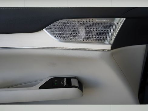 New 2025 Volvo EX90 Ultra AWD/4WD image 9