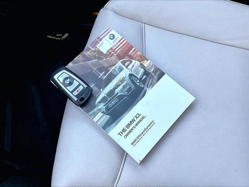 Used 2017 BMW X3 xDrive28i image 14