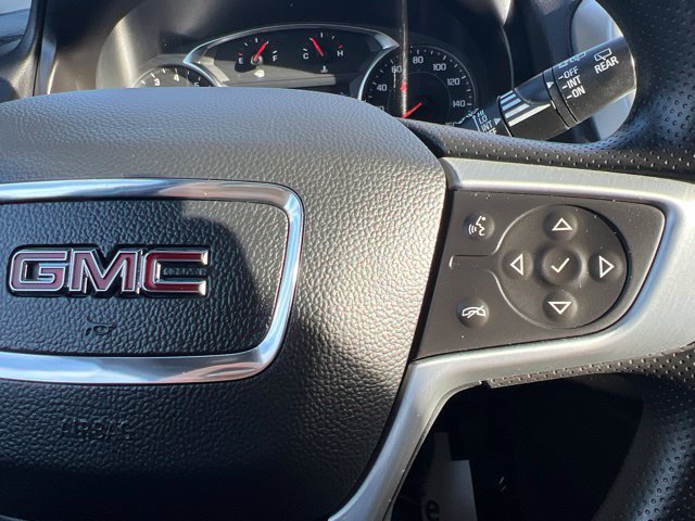 Used 2024 GMC Terrain SLE w/ Driver Convenience Package AWD/4WD image 26