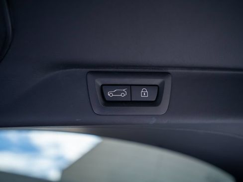 Used 2022 Rolls-Royce Cullinan AWD/4WD image 58