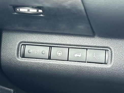 New 2026 Nissan Pathfinder Platinum w/ Lighting Package AWD/4WD image 28