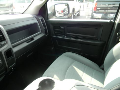 Used 2018 RAM 1500 Express image 4