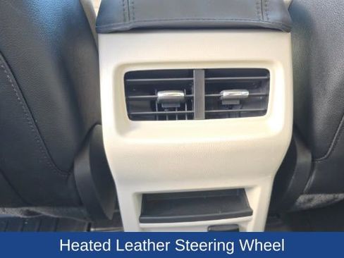 Used 2024 Ford Edge Titanium image 15