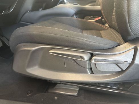Used 2024 Honda HR-V Sport image 14