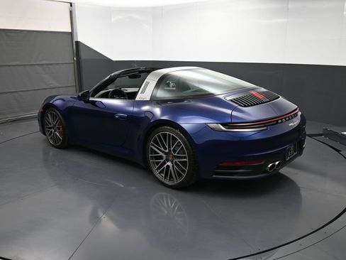 Certified 2024 Porsche 911 Targa 4S AWD/4WD image 33