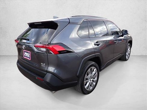 Used 2023 Toyota RAV4 XLE Premium AWD/4WD image 4